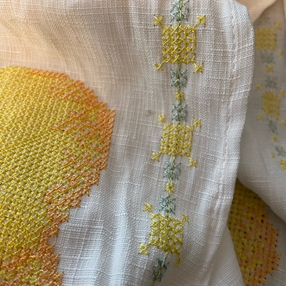 Off Shoulder Lemon Embroidered Cross Stitch Pullover Blouse White Sz M - Picture 15 of 15